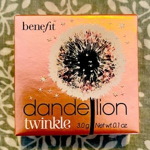 Benefit Dandelion Twinkle highlighter